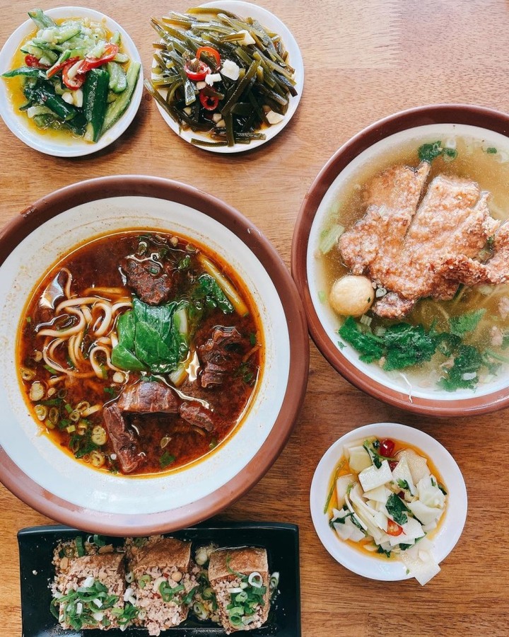 台中捷運美食│松竹站7間美食推薦,吃爆人氣牛肉麵、鵝肉店
