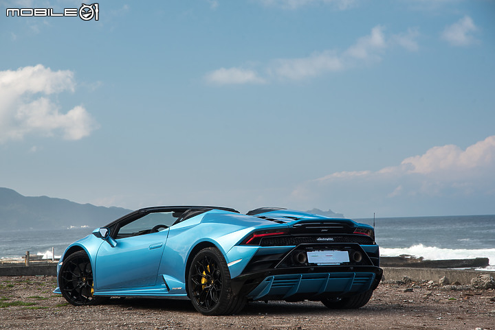 Lamborghini Huracan EVO Coupe/Spyder試駕|電控升級,V10 NA宛如天籟!