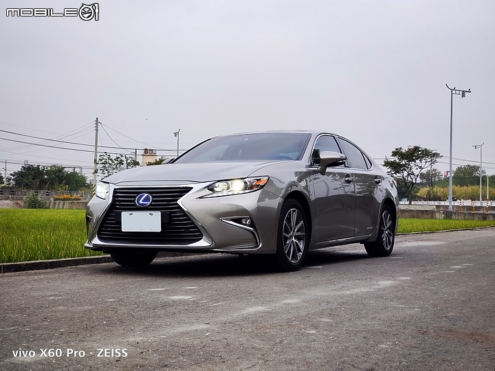 純粹分享 Lexus ES 300h 影像記錄