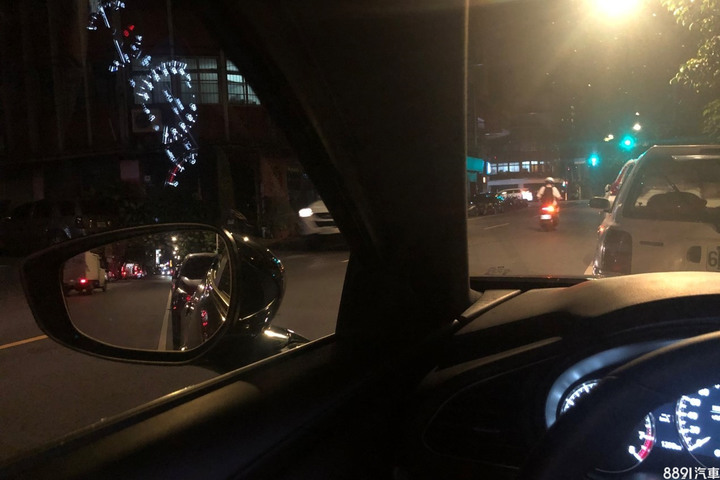 【分享】平價進口兼顧質感首選？ Mazda 3 5D一週試駕心得