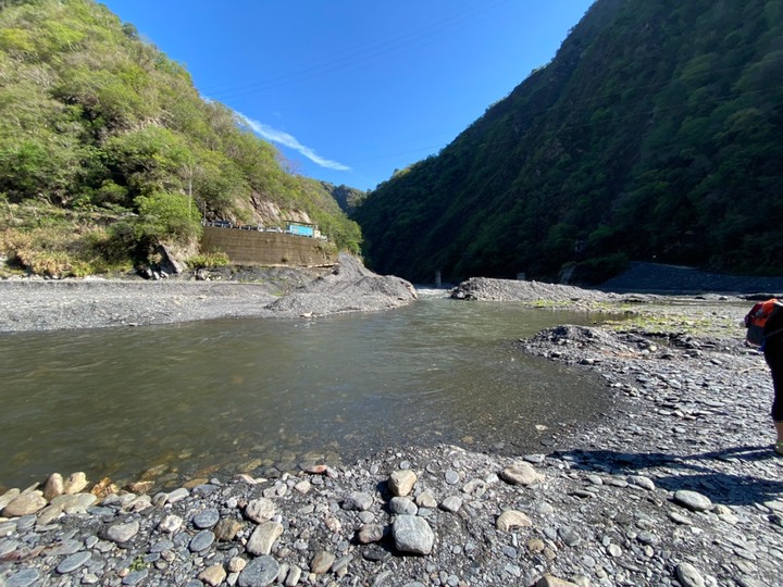 三天兩夜七彩湖越野登山車初體驗