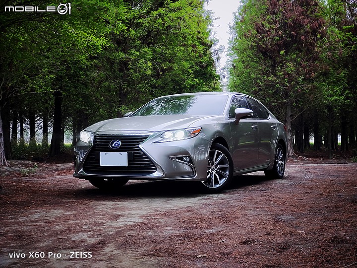 純粹分享 Lexus ES 300h 影像記錄