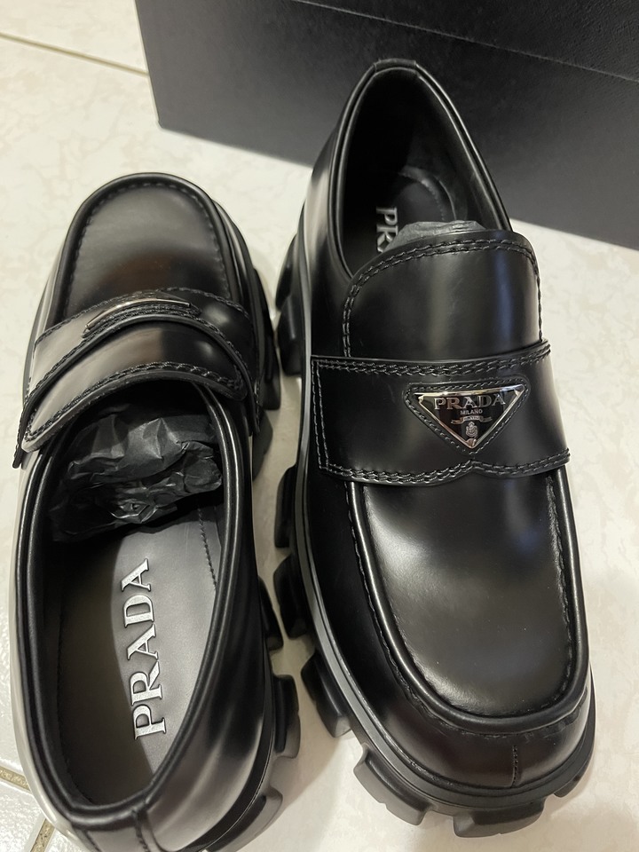 PRADA Monolith拋光皮革無鞋帶厚底鋸齒鞋