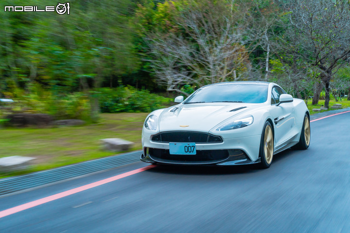 終極特務 Aston Martin Vanquish S Ultimate