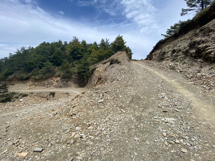 三天兩夜七彩湖越野登山車初體驗