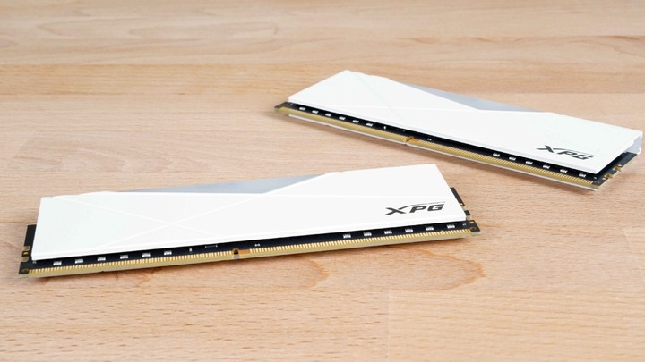 點我看大圖 顏色配的好,產品賣到飽!ADATA XPG SPECTRIX D50 RGB D4–3200 16G x2