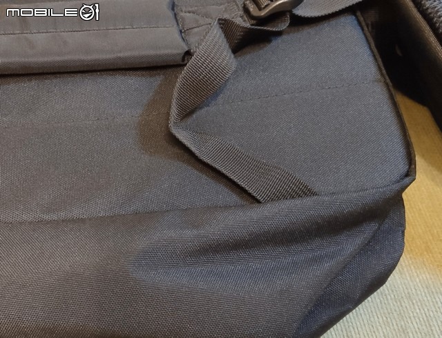 OUTDOOR vs JANSPORT