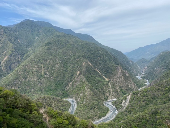 三天兩夜七彩湖越野登山車初體驗
