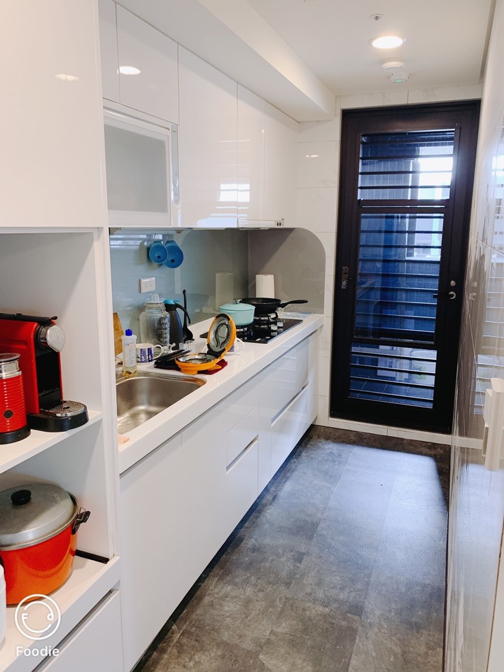 【開箱】個人喜好簡約風,新北三房兩廳