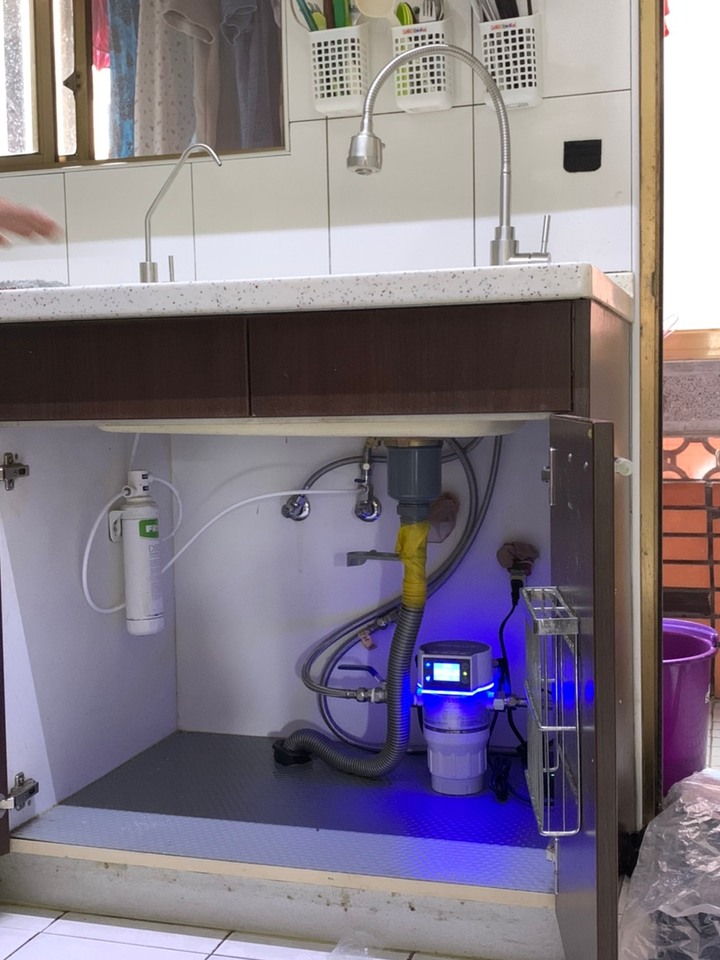 Biolux百樂廚下型臭氧殺菌水機 開箱