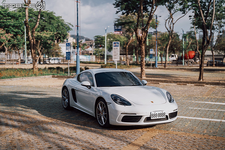 點我看大圖 Porsche 718 Cayman 2021 開箱分享