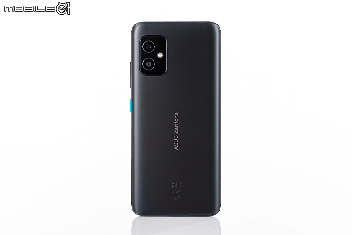 ASUS ZenFone 8 / 8 Flip體驗｜翻轉依舊、也玩輕巧！