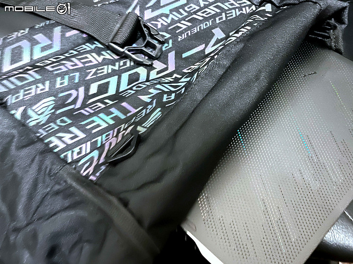 點我看大圖 因防疫要遠距教學, 既然買到了 ROG Zephyrus G15 那就來開箱吧!