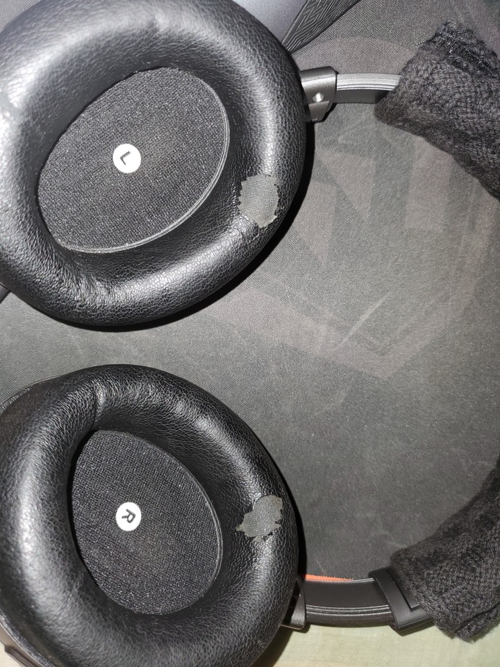 [抱怨文]HYPERX CLOUD ORBIT S萬元旗艦電競耳麥標榜可輕易更換破損耳罩「是真的」「但也是假的...」
