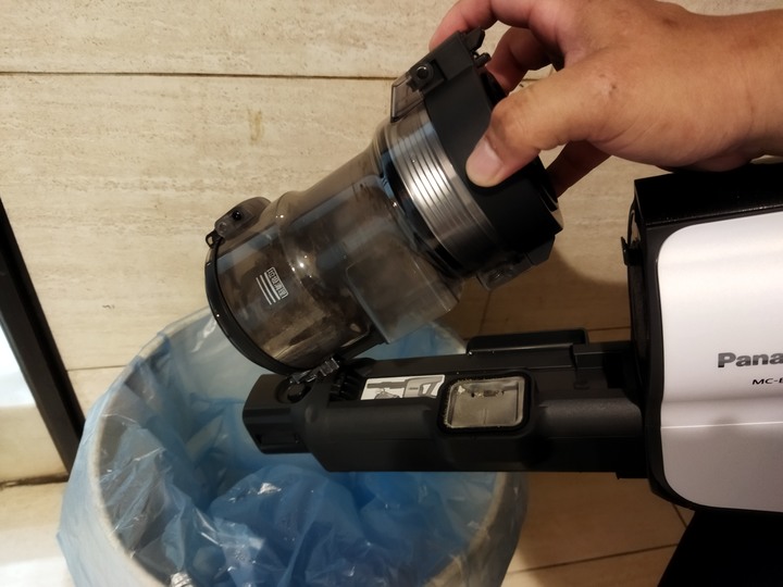 Panasonic MC-BJ990超級大吸力,輕鬆維持居家清潔好幫手
