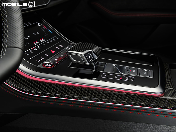 【海外情報】Audi推出新年式Q7/Q8,增列S line Competition Plus進階運動化外觀車型!