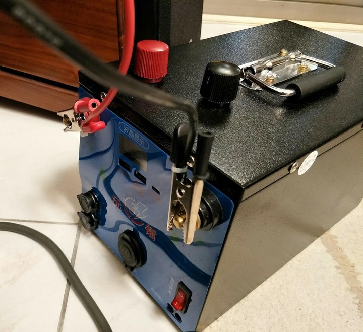 DIY大電流鋰鐵電池充電器