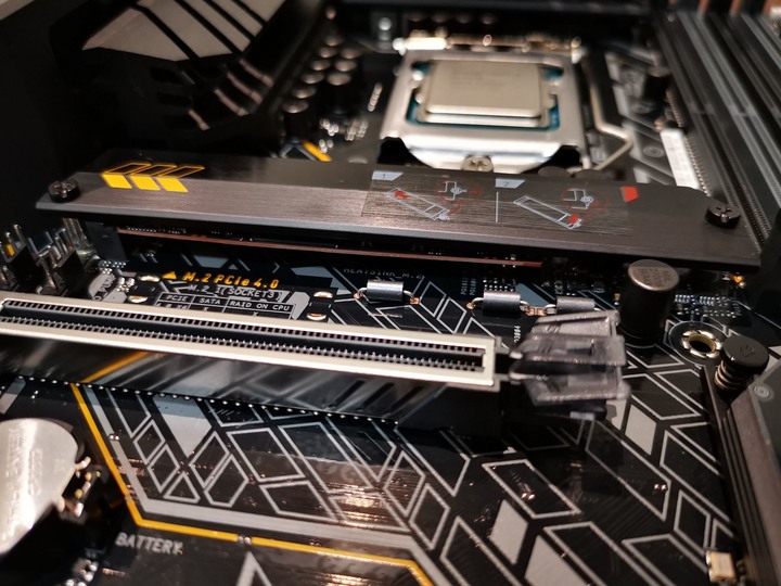 【開箱】來買美光,人生發光XD!美光超頻記憶體Crucial Ballistix DDR4-3600記憶體 & P5 M.2 SSD固態硬碟!