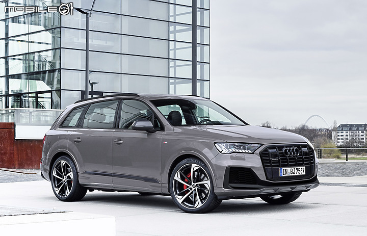 【海外情報】Audi推出新年式Q7/Q8,增列S line Competition Plus進階運動化外觀車型!