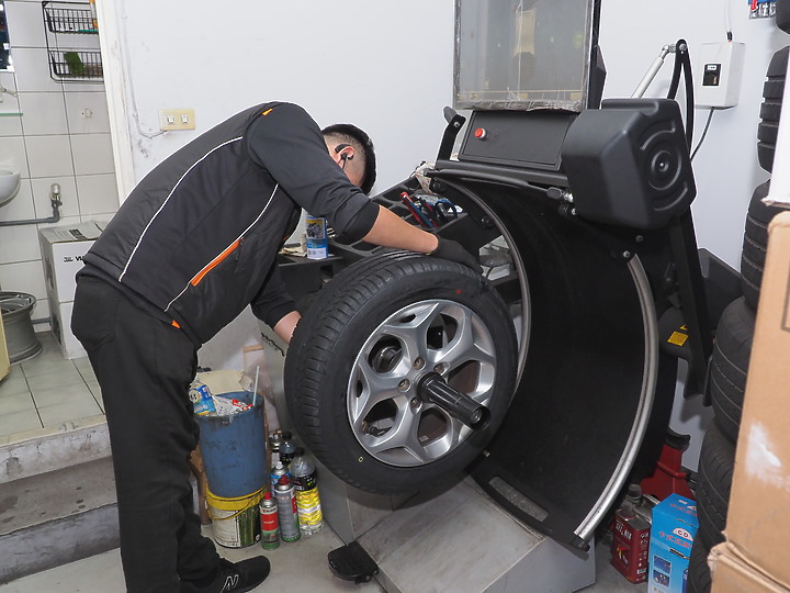 「參加MAXXIS MS2試胎活動分享」不只安靜還很舒適 MAXXIS MS2與愛車一同舞出優雅且穩定的雙人舞曲～
