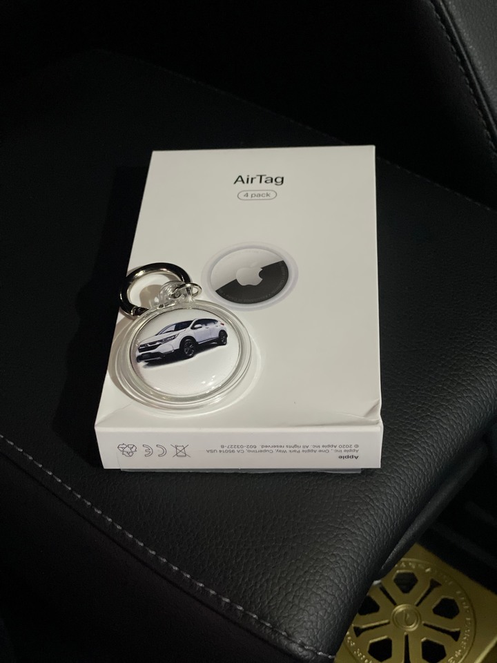 Apple AirTag 去百貨公司找車更容易了，但沒辦法抓猴子喔！