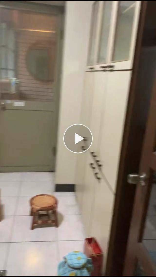 有大神認識可介紹物美價廉的廚具或油漆施工的嗎