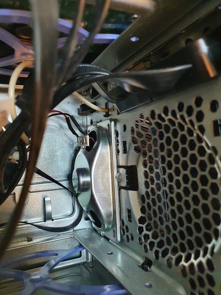 [分享] 老兵不死，只是乏人問津 Lenovo ThinkCentre M93p i7-4790 桌機組合入手
