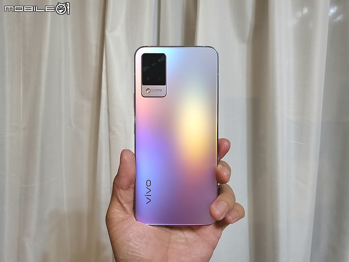 點我看大圖 旗艦性能等級 vivo S9 開箱 4400萬畫素超強自拍照相手機 - (V21 的陸版 )