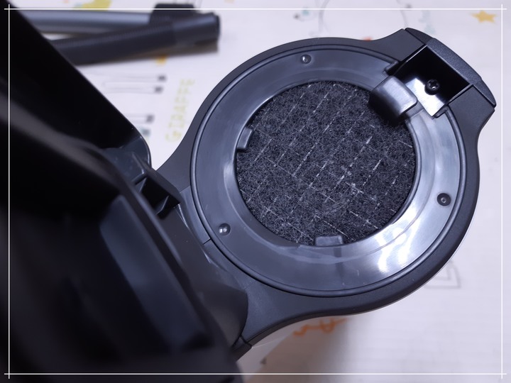 《第三週更新》一起跟著「Panasonic MC-BJ990-大吸力無線吸塵器」來場壁咚的夏日戀曲吧~