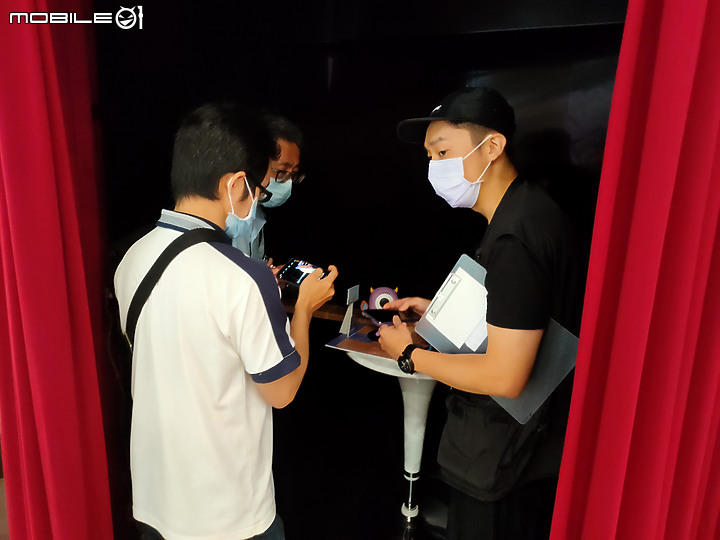 【 體驗分享 】水之呼吸，聲聲流轉，成就你的玩咖大法，三星 A52 系列 5G 防水豆豆機，遇水則發陪你玩一夏！