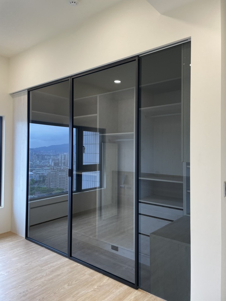 【開箱】個人喜好簡約風,新北三房兩廳