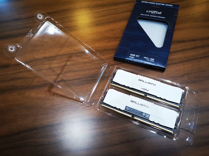 【開箱】來買美光,人生發光XD!美光超頻記憶體Crucial Ballistix DDR4-3600記憶體 & P5 M.2 SSD固態硬碟!