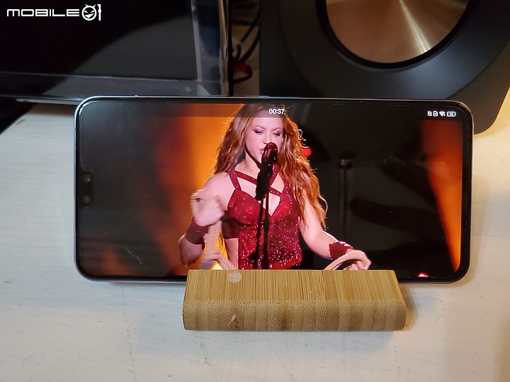 點我看大圖 旗艦性能等級 vivo S9 開箱 4400萬畫素超強自拍照相手機 - (V21 的陸版 )