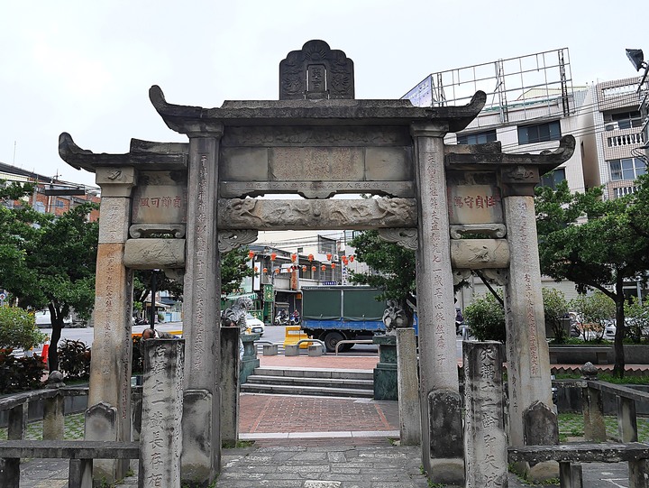 大甲文昌祠|林氏貞孝坊|大甲鎮瀾宮 — 到大甲最早的學校與其他古蹟散步去