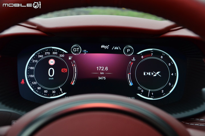 Aston Martin DBX 試駕|不向休旅框架妥協的品味座駕!