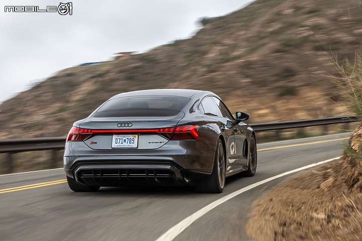 【國內新訊】Audi e-tron GT現身車安網合格名單,官方網站搶曝預售計畫!