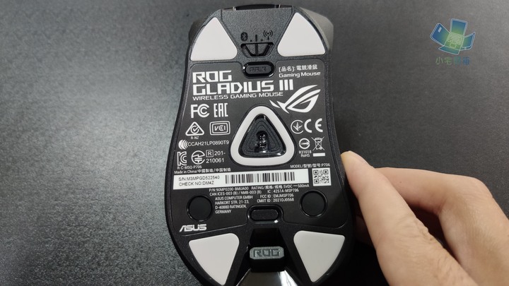 【小宅開箱】ROG Gladius III Wireless電競滑鼠，神鬼戰士再進化，升級ROG微動及零延遲技術打造最速傳說