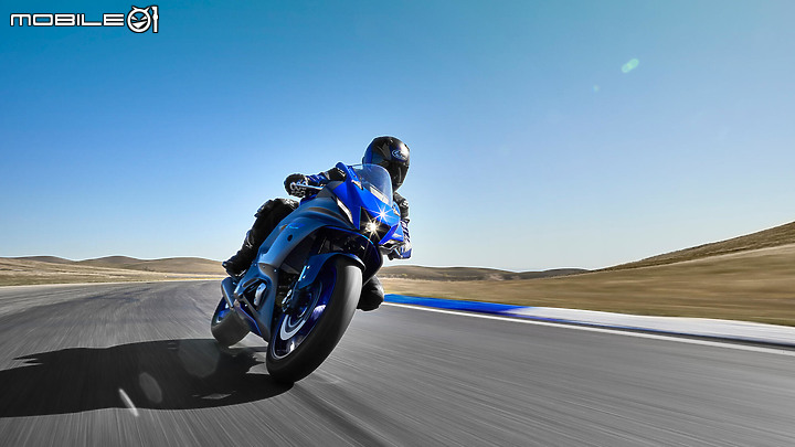 【海外快訊】2021 YAMAHA YZF-R7 正式發表!公路與賽道都是 R-DNA 的天下!