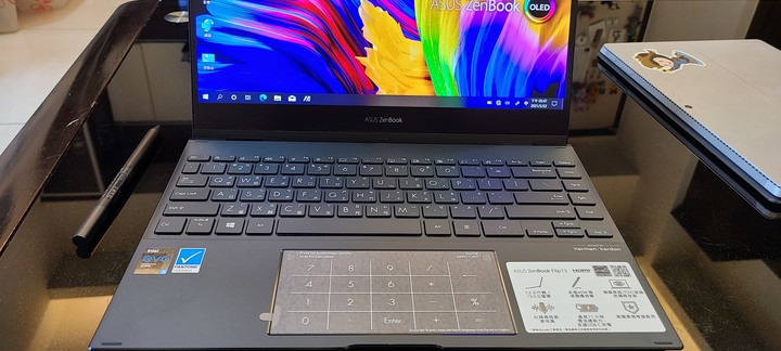 Asus zenbook flip 13 ux363 初步體驗心得 + ZenScreen MB16AMT