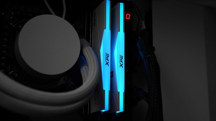 點我看大圖 顏色配的好,產品賣到飽!ADATA XPG SPECTRIX D50 RGB D4–3200 16G x2