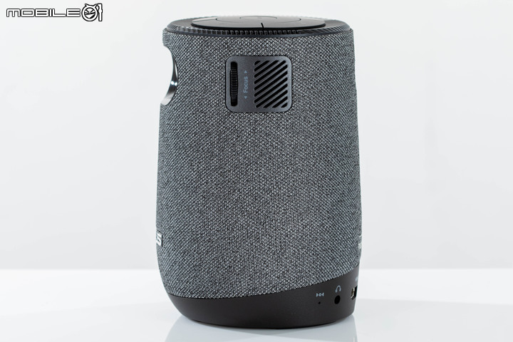 ASUS Zenbeam Latte 無線行動投影機開箱試用 在輕巧身形內分享大畫面感動