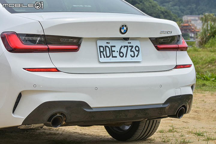 BMW 330i Midnight 夜型版試駕 │ 烈日同樣精彩,格調與超值同時享有!