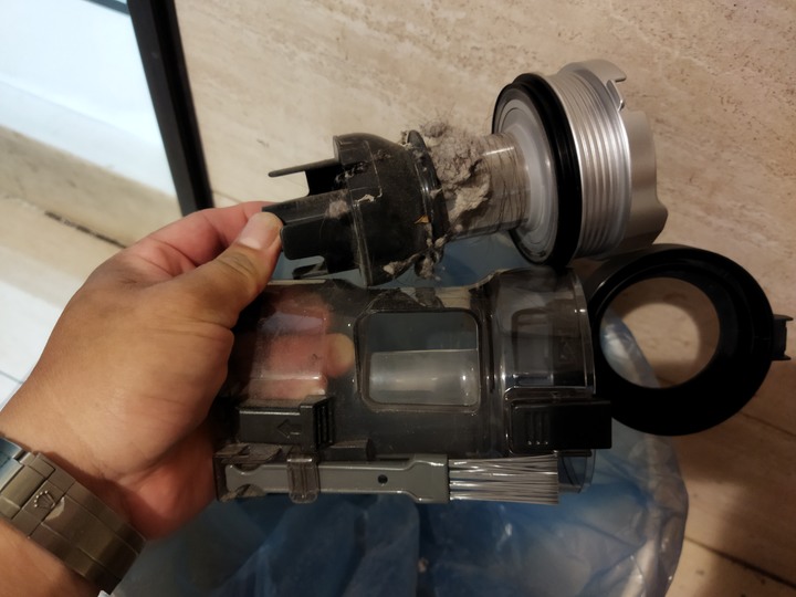 Panasonic MC-BJ990超級大吸力,輕鬆維持居家清潔好幫手