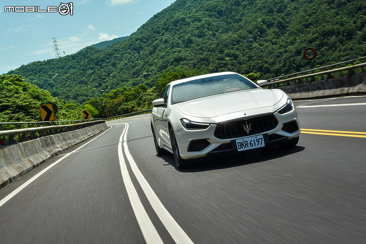 Maserati Ghibli Trofeo試駕 │ 無懼挑戰,直達雲霄的義式浪漫!