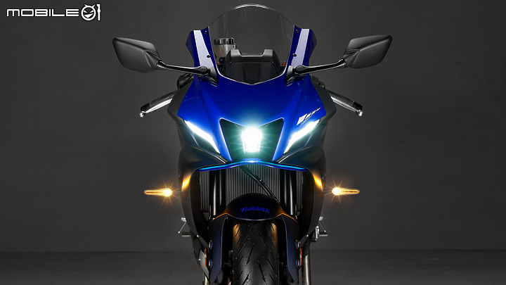 【海外快訊】2021 YAMAHA YZF-R7 正式發表！公路與賽道都是 R-DNA 的天下！
