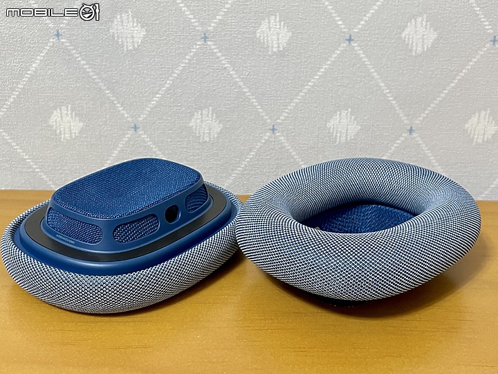 點我看大圖 AirPods Max 金屬藍微開箱...蓋大樓囉!!!