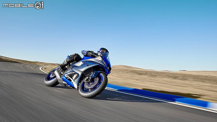 【海外快訊】2021 YAMAHA YZF-R7 正式發表!公路與賽道都是 R-DNA 的天下!