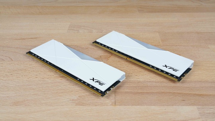 點我看大圖 顏色配的好,產品賣到飽!ADATA XPG SPECTRIX D50 RGB D4–3200 16G x2