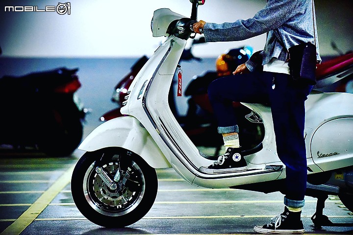 中年大叔的機車夢Vespa 946