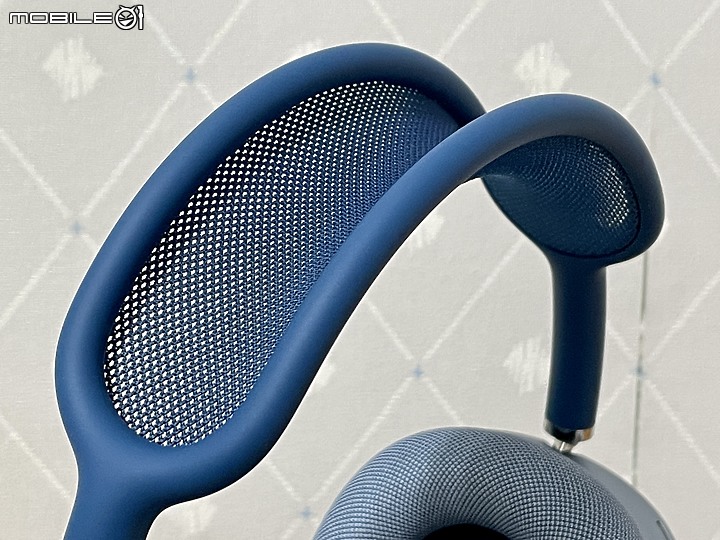 點我看大圖 AirPods Max 金屬藍微開箱...蓋大樓囉!!!